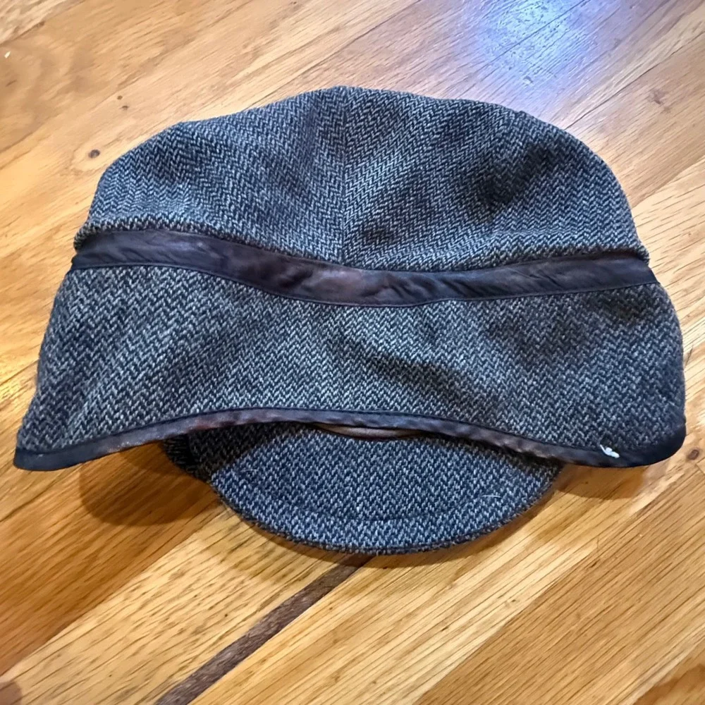 Vintage Grey Herringbone Tweed Flat Cap Newsboy Hat with Fold Down‎ Ear Flaps